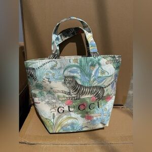 Gucci Jungle Print Canvas Tote